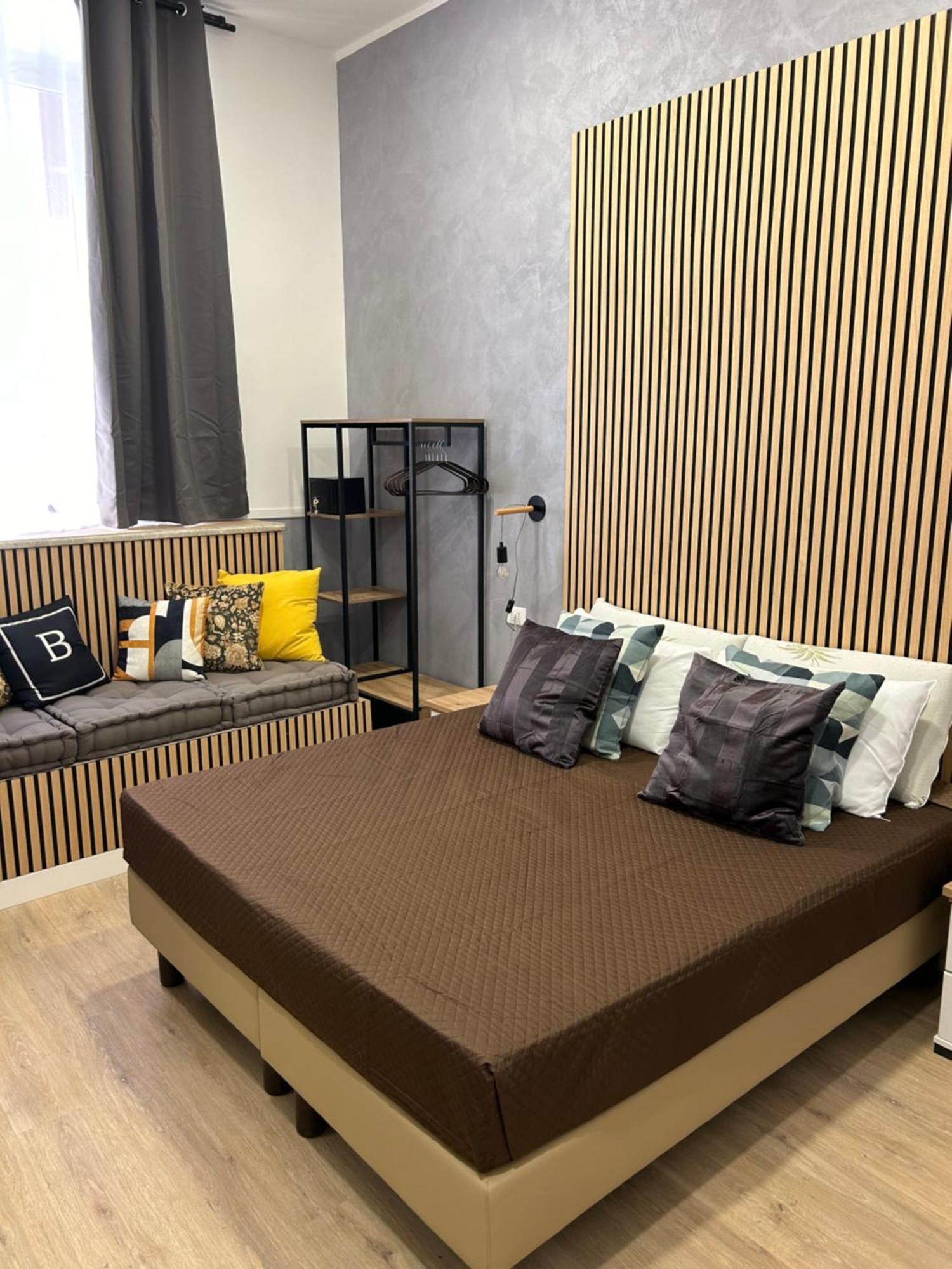 Gasthuis Urban Boutique - Golden Keys Collection *